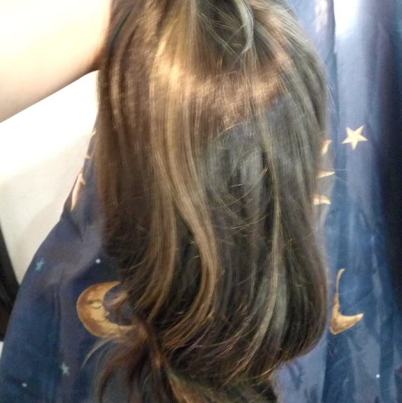 20" SYNTHETIC DARK BROWN LOOSE WAVES WIG - Picture 7 of 8